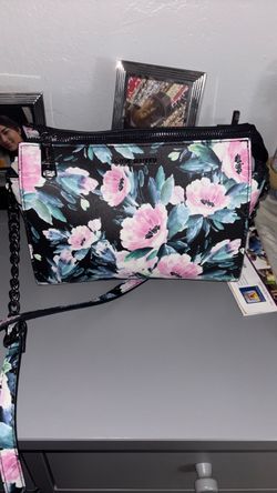 Steve Madden black floral purse New without tags