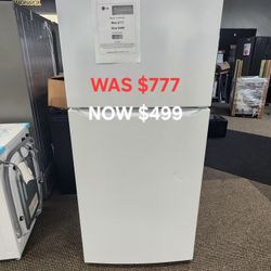 20 Cu Ft Top Freezer Refrigerator W Multi Air Flow And Reversible Door IN Stainless Steel Energy Star 