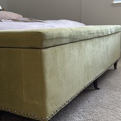 Larger Ottoman