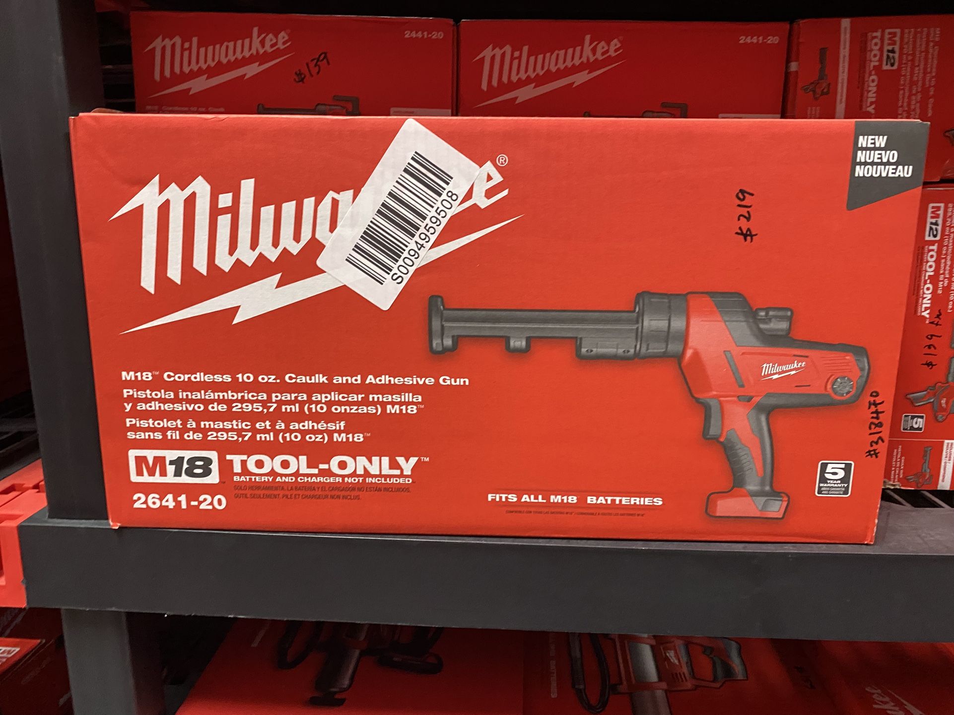 Milwaukee M18 18V Lithium-Ion Cordless 10 oz. Caulk and Adhesive Gun (Tool-Only)
