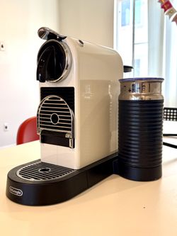 For Sale: Nespresso DeLonghi Capsule Coffee Machine.