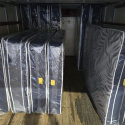 Queen Size Mattress | King Size Mattress | All Size Mattress Available ~ Box Springs