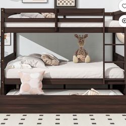 Wood Bunk bed with Trundle