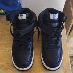 STUSSY NIKE AIRFORCE 1