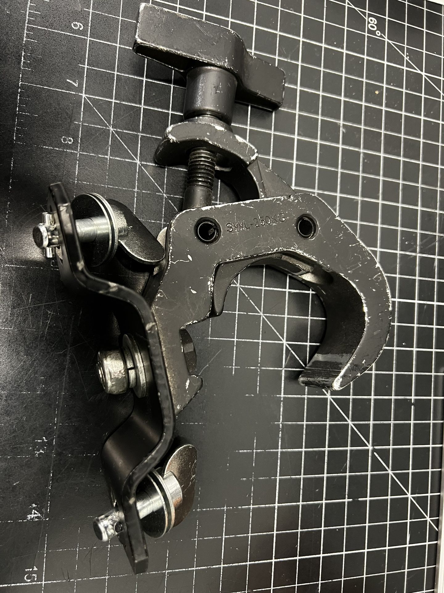 Doughty Clamps For LED tiles