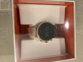 FOSSIL SMART WATCH - Women’s - New in Box