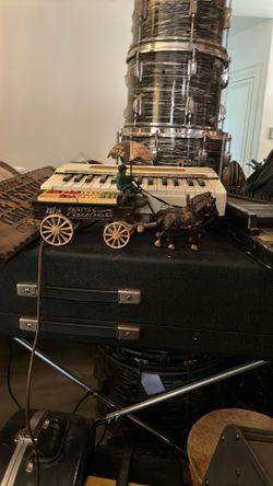 Vintage 1950 Cast Iron Carriage Horse And Wagon*Fresh Fruit And Vegetables
