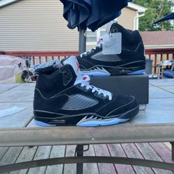Jordan 5 Retro OG “Black Metallic Reimagined” Size 13
