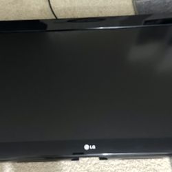 LG TV 32 Inch