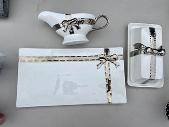 Cynthia Rowley serving set