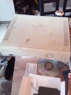 Xbox 360 System With Kinect And Few Games No Controller All Wires Works Perfect