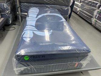 TWIN XL STEARNS & FOSTER RESERVE (FIRM) PILLOW TOP MATTRESS & BOX SPRING BED SET