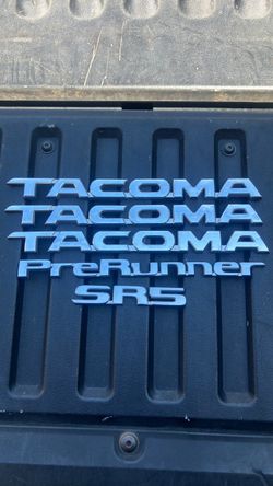 Tacoma PreRunner SR5 Badges