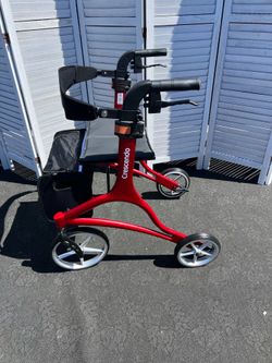 Crescendo 4-Wheel Rollator Walker
