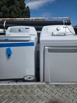 Washer and gas dryer