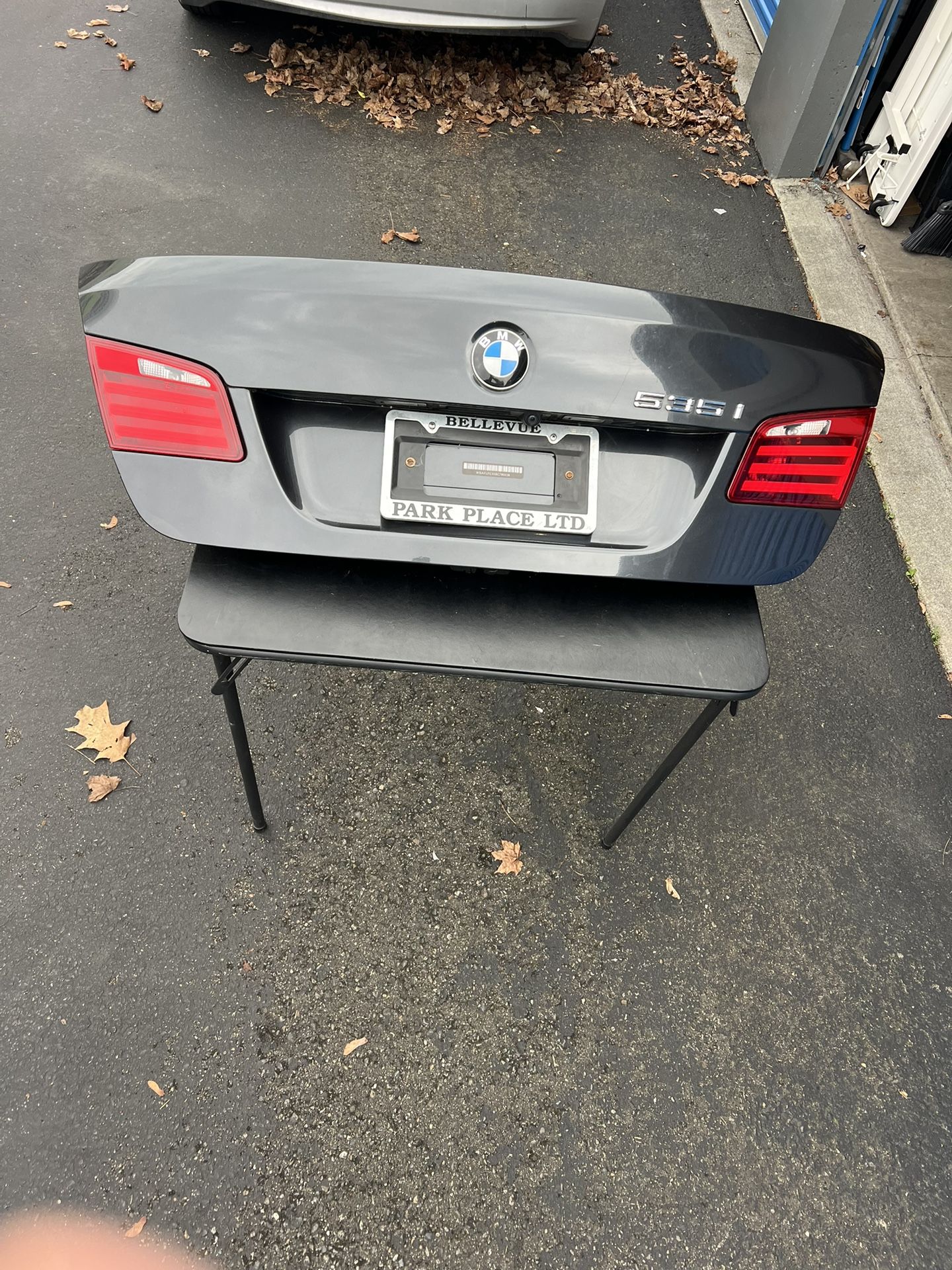 11-16 BMW 5-series F10 Trunk Lid