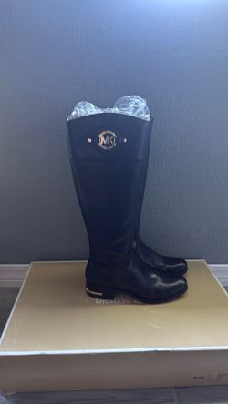 MICHAEL Michael Kors Women's Black Stockard Flat Riding  Boots Size 9M