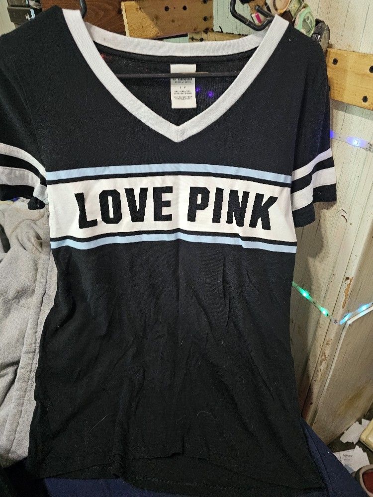 PINK T-SHIRT