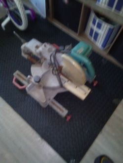 Makita table saw