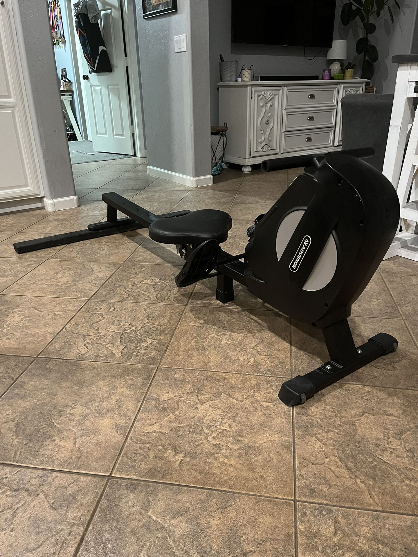 Advenor Rowing Machine