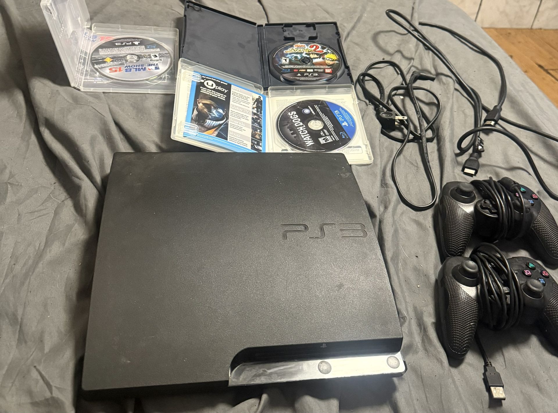 PS3 160gb Two Controllers 4 PS3 Games With Cables