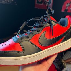 nike courts low rise men’s size 9.5