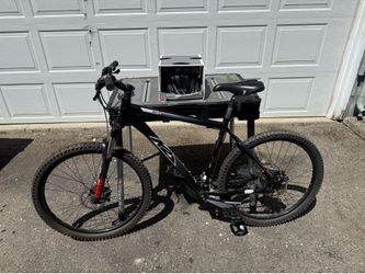 K2 ZED 4.4 Mountain Bike with New Helmet