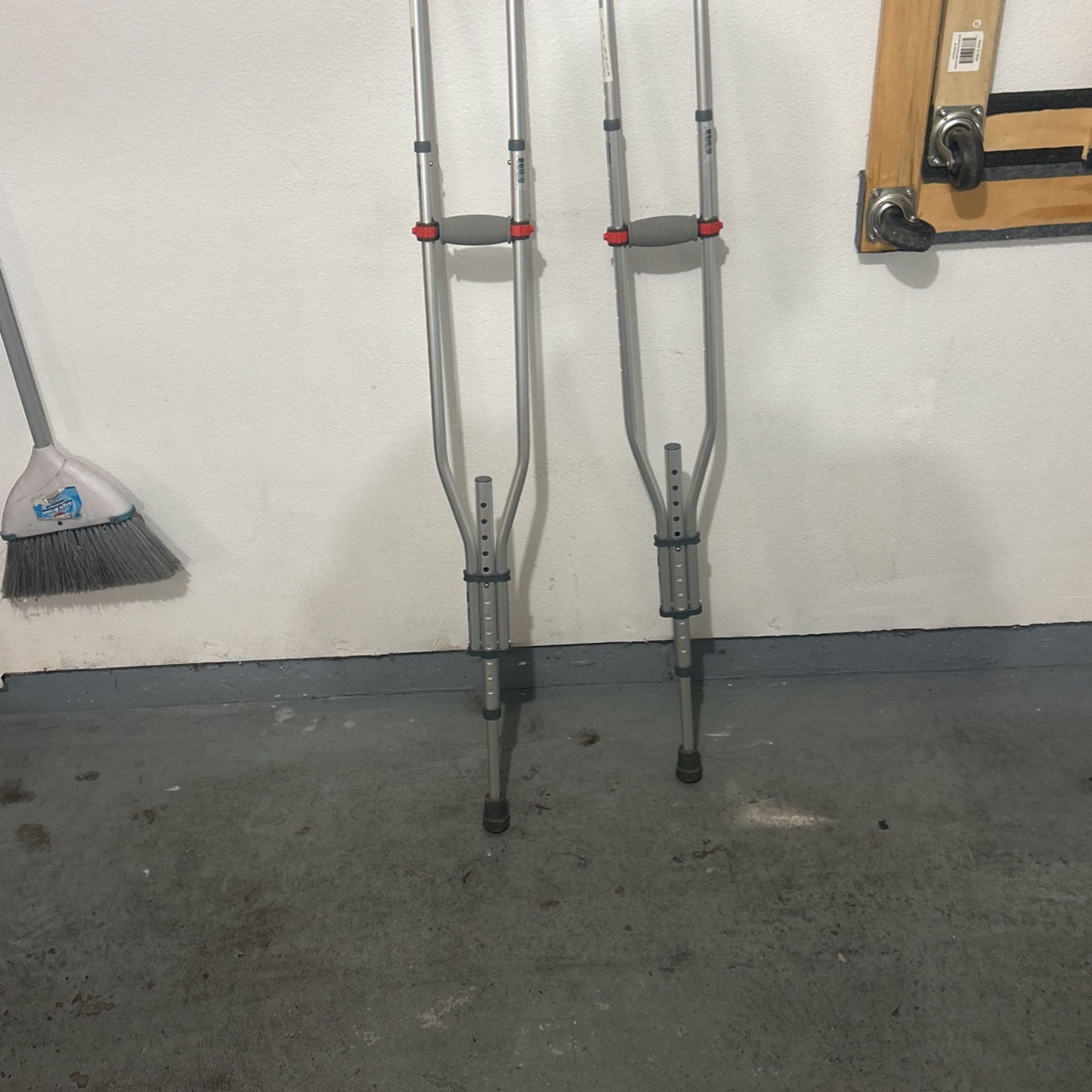 Crutches