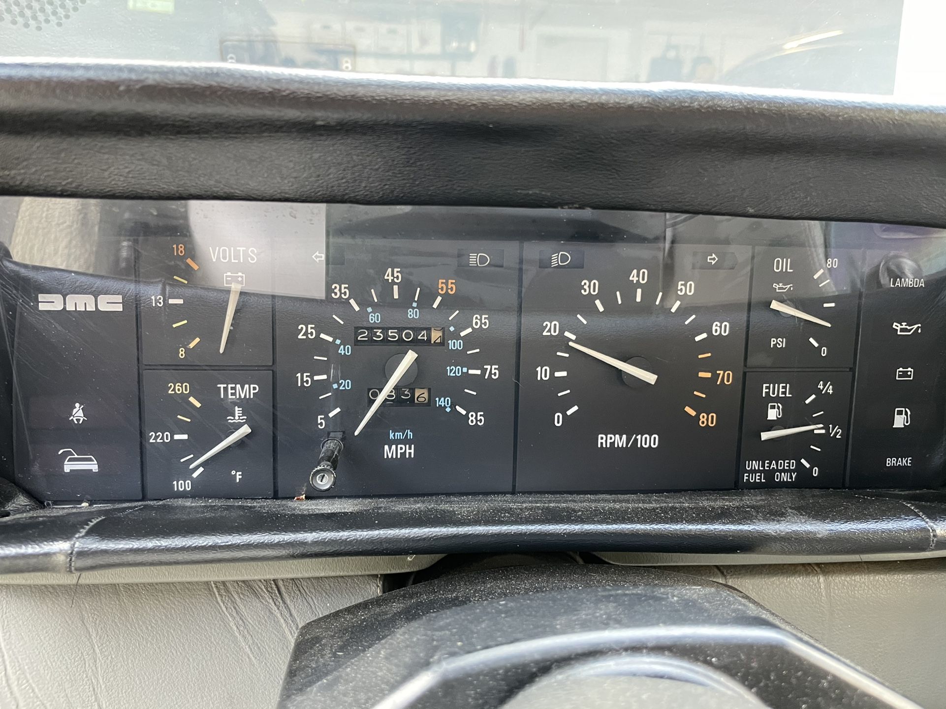 Delorean Dmc12