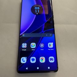 Motorola 2023 Edge Phone - 256 GB - Unlocked, Black  w Case and Installed Screen Saver
