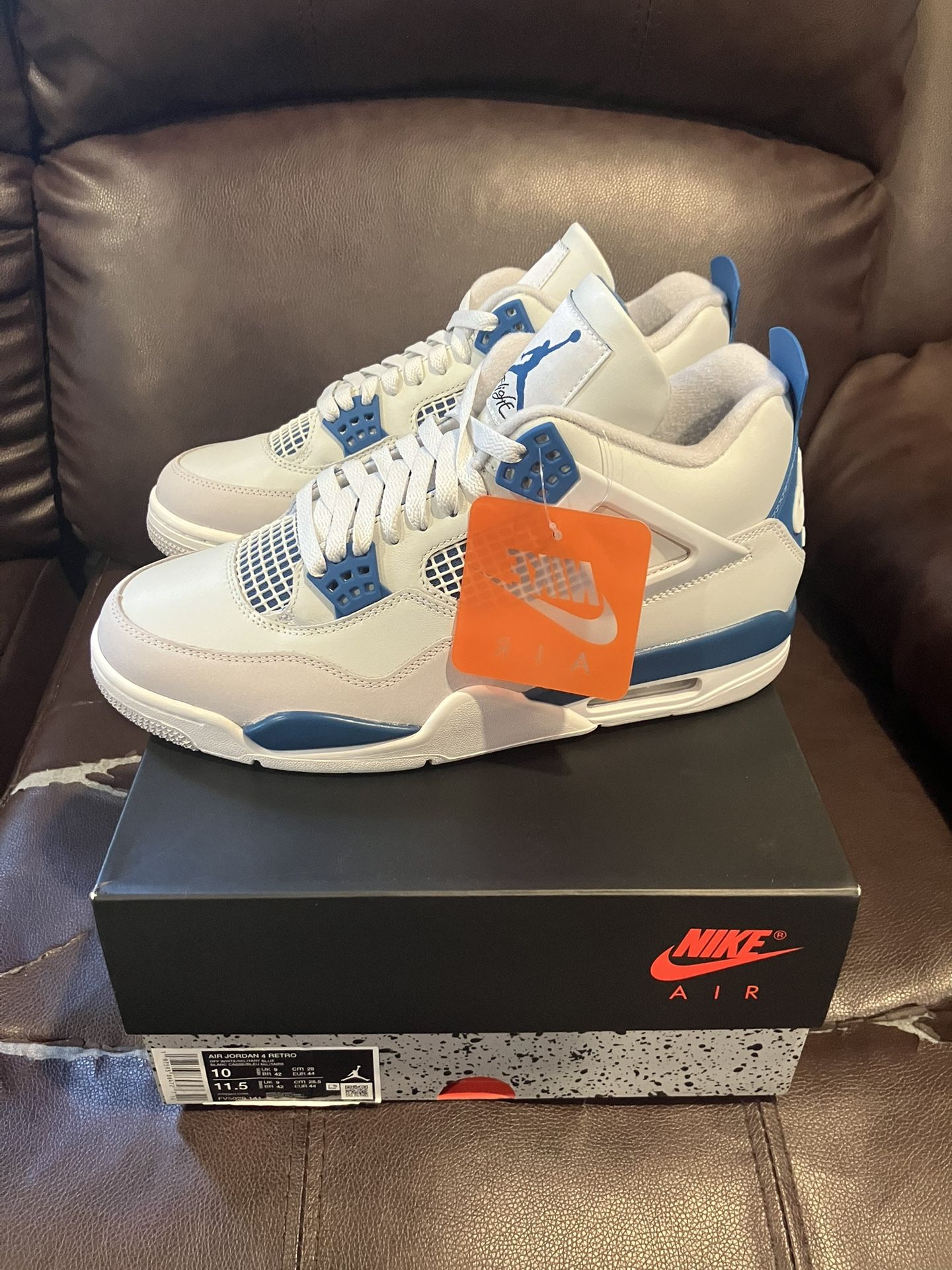 Nike Air Jordan 4 Retro Military Blue size 10