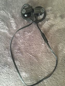 Beats by Dre power beats 3