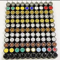 Hot Wheels - Real Riders Wheels / Rubber Tires