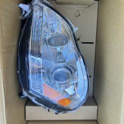 2007-2012 Mercedes GL 450 Headlights. Brand New 