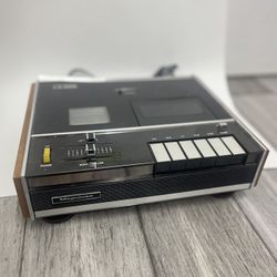 Vintage Magnavox Solid State Cassette Player 