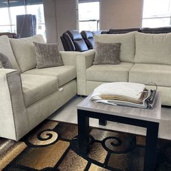 SOFÁ LOVESEAT SALE!