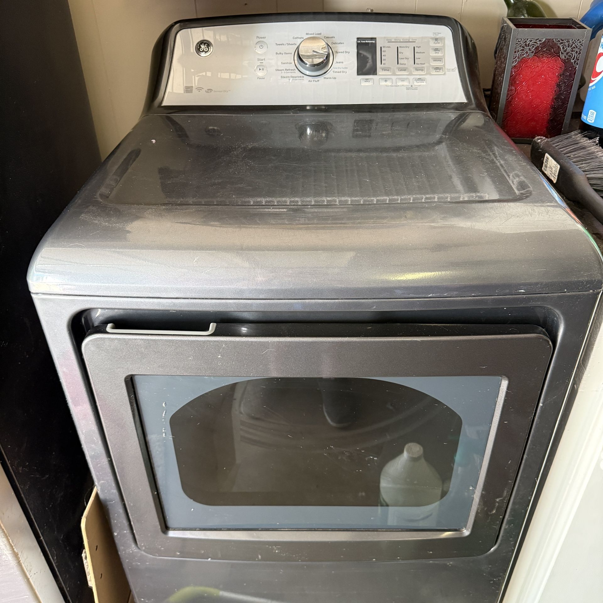 GE Smart Washer And Dryer 