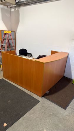Reception desk