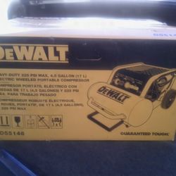 DeWalt 4.5 Gallon Air Compressor 