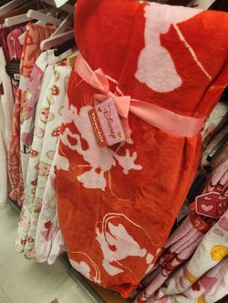 2025 Mickey & Minnie VALENTINE 💝 BLANKET