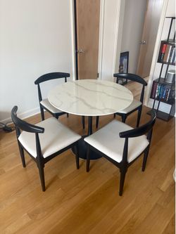 Safavieh Modern Round Dining Set – Faux Marble Table & 4 Chairs