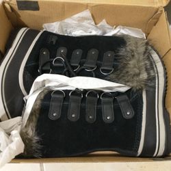 Women's Size 8 Sorel Boots Used 2 Black And Fur 