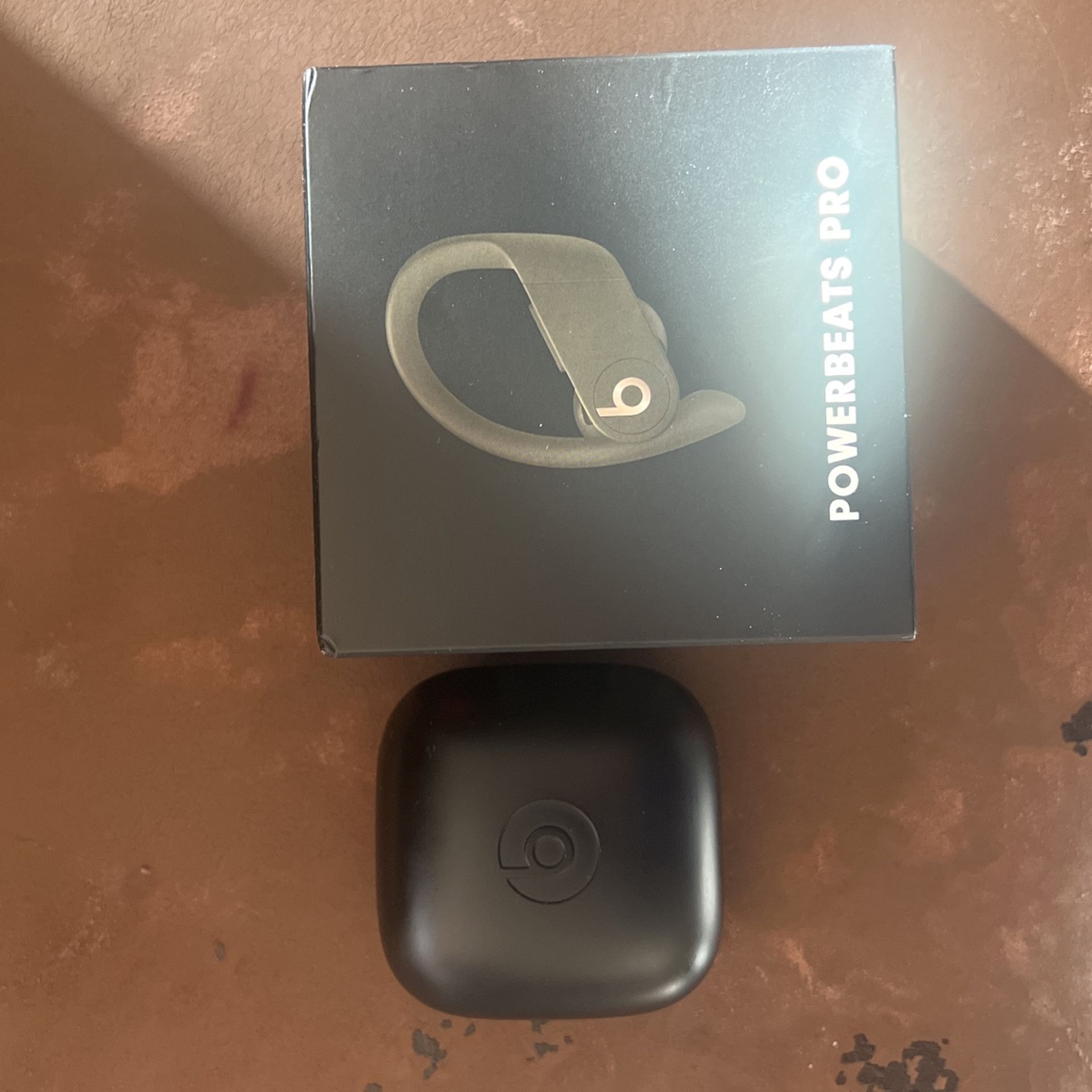 Powerbeats, Pro