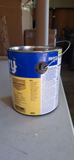 Roof repair. Wet patch roof leak repair gallon new"