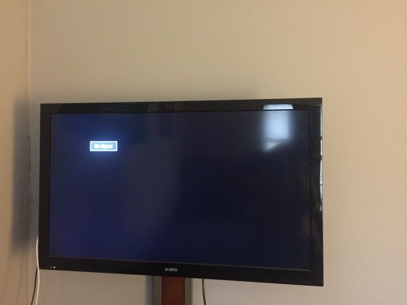 Sanyo DP42841 42" LCD 1080p 60Hz HDTV + Apple TV 3rd Generation