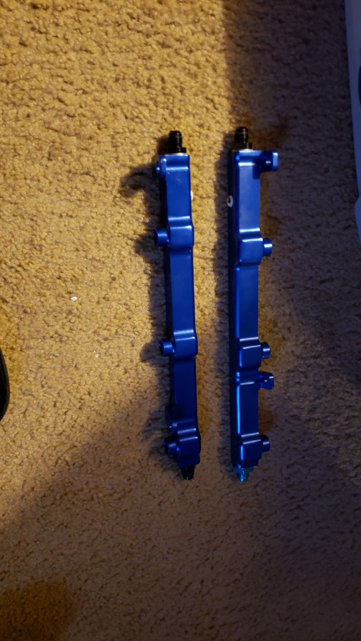 Fair Lady Z fuel rails