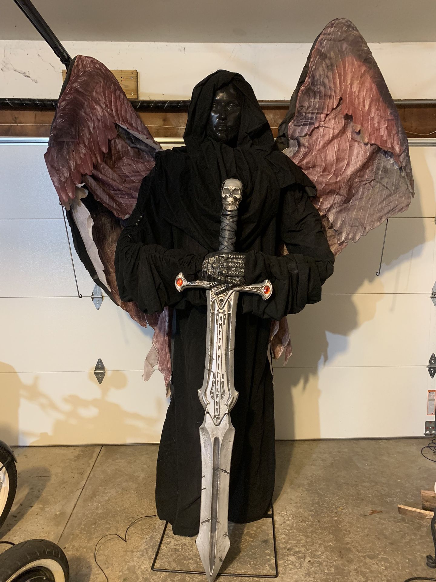 2021 Home Depot Animated 7ft Dark Angel Halloween Prop Animatronic
