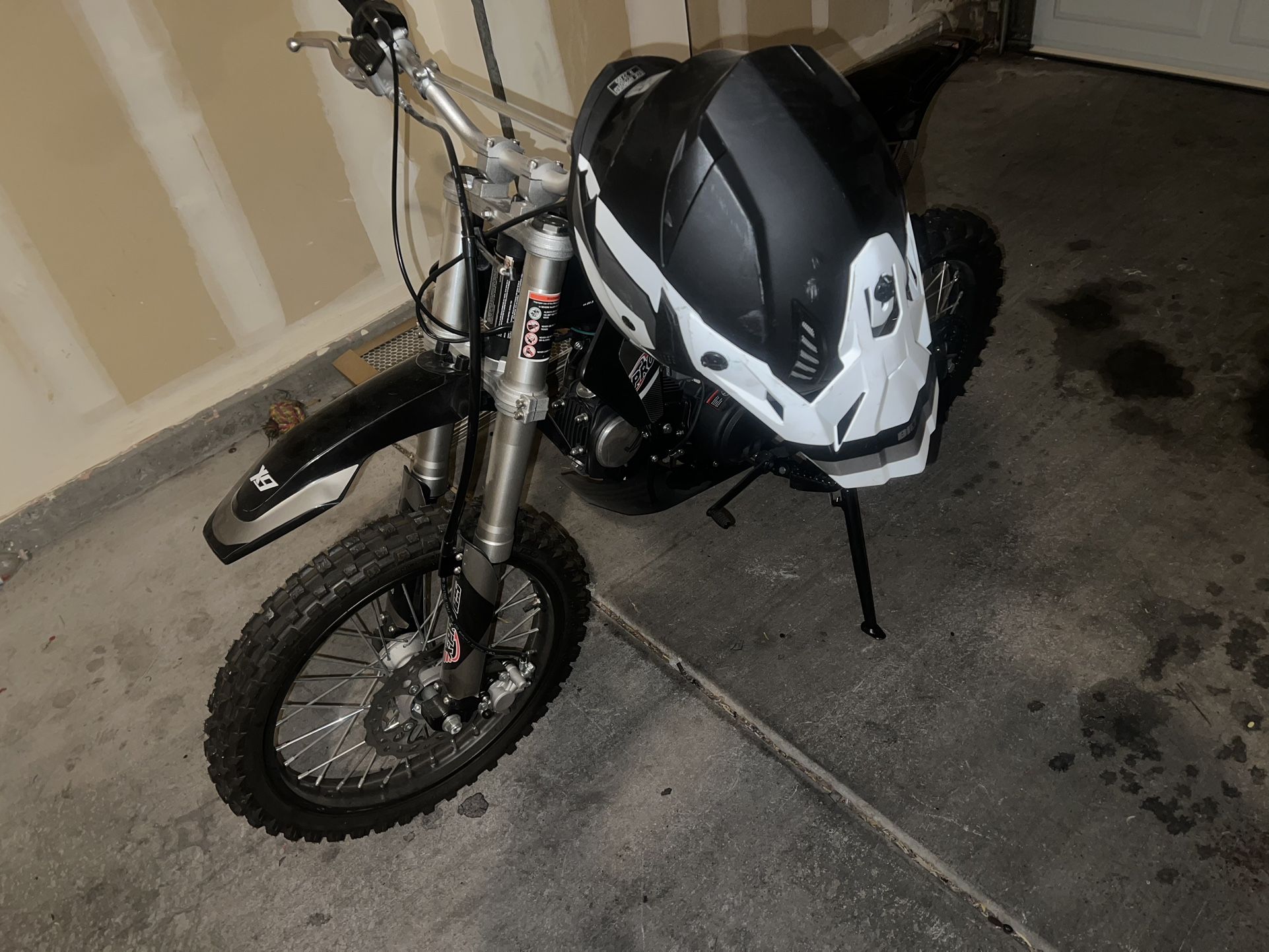 X-PRO X9 125cc Dirt Bike