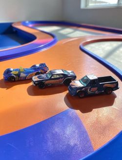 (Lot Of 3) Assorted Hot Wheels Race Team Chevy Camaro/Hi-Tech Missile/Ford F-150 Die-Cast 1:64. Overall, all three cars look to be in excellent, near-