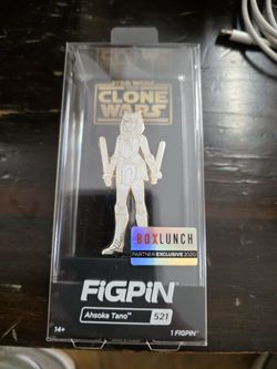 FiGPiN Ahsoka Tano Gold #521 BoxLunch Exclusive